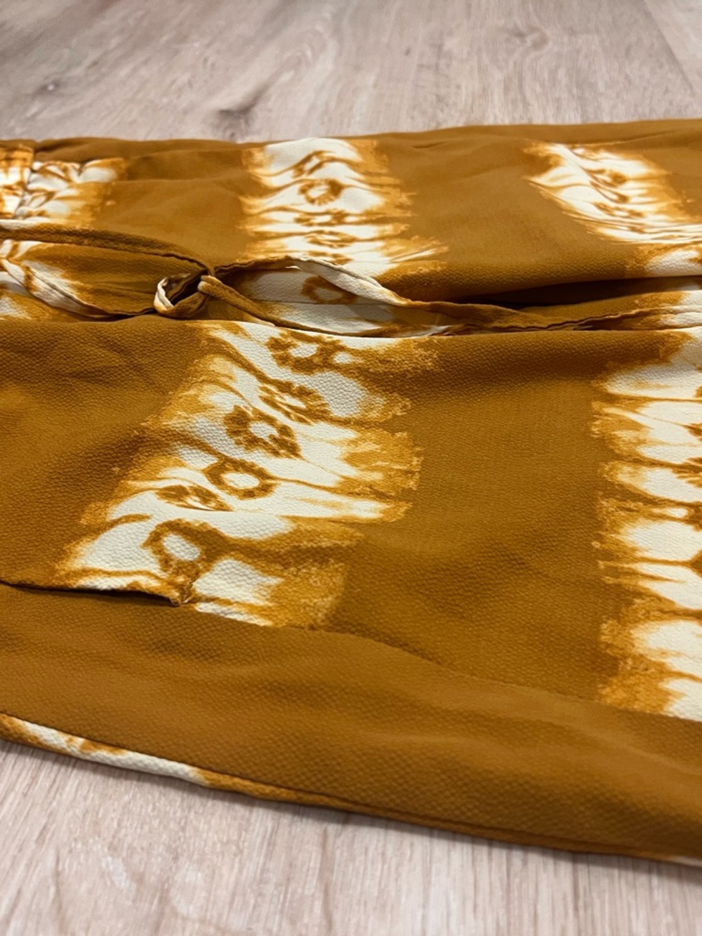 H&M Mustard Yellow and White Tie-Dye Wide Leg Pants - Picture 2 of 5